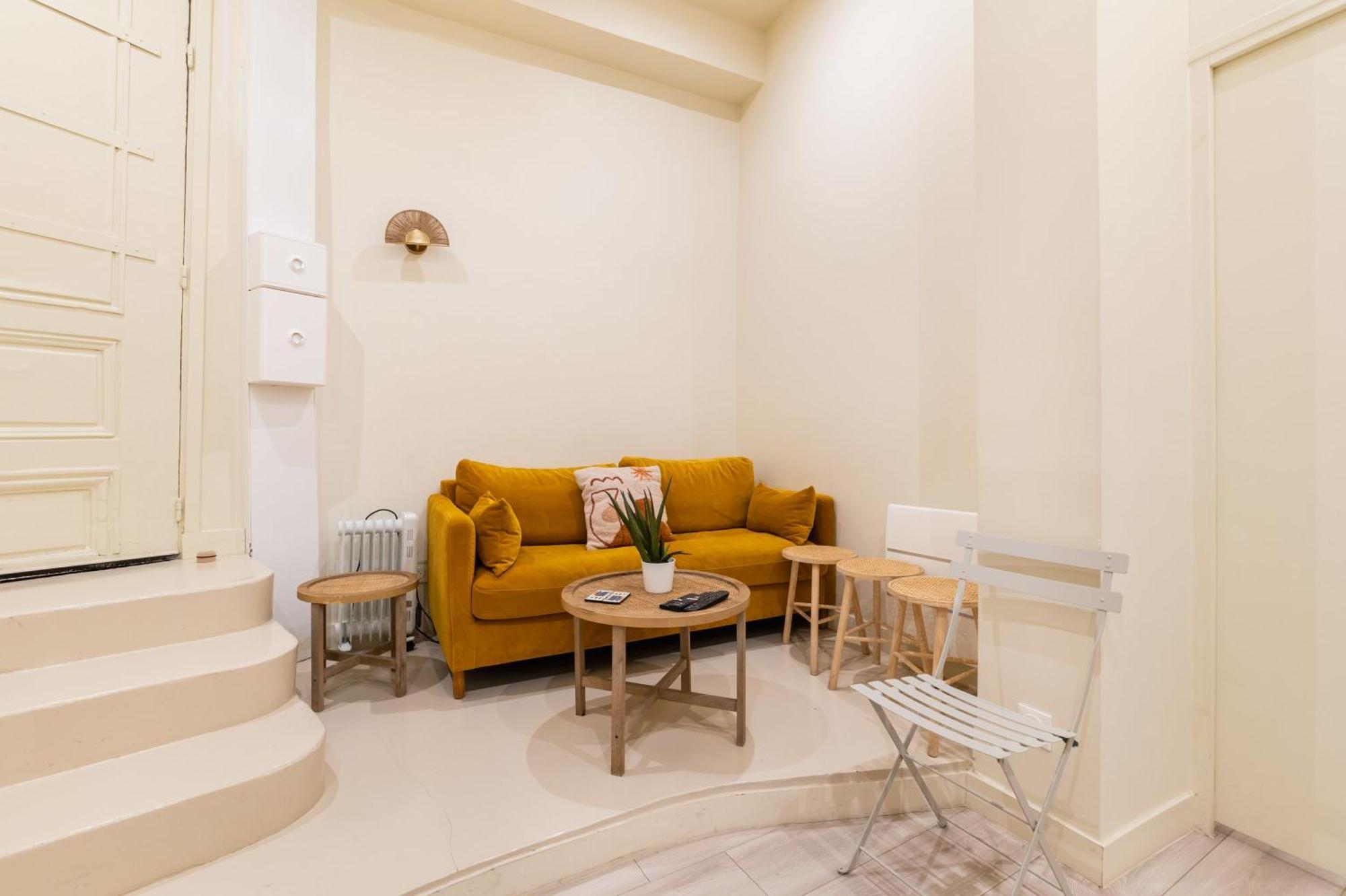 Charmant Appartement Moderne Haut Marais - 4P - Flat-Guest ปารีส ภายนอก รูปภาพ