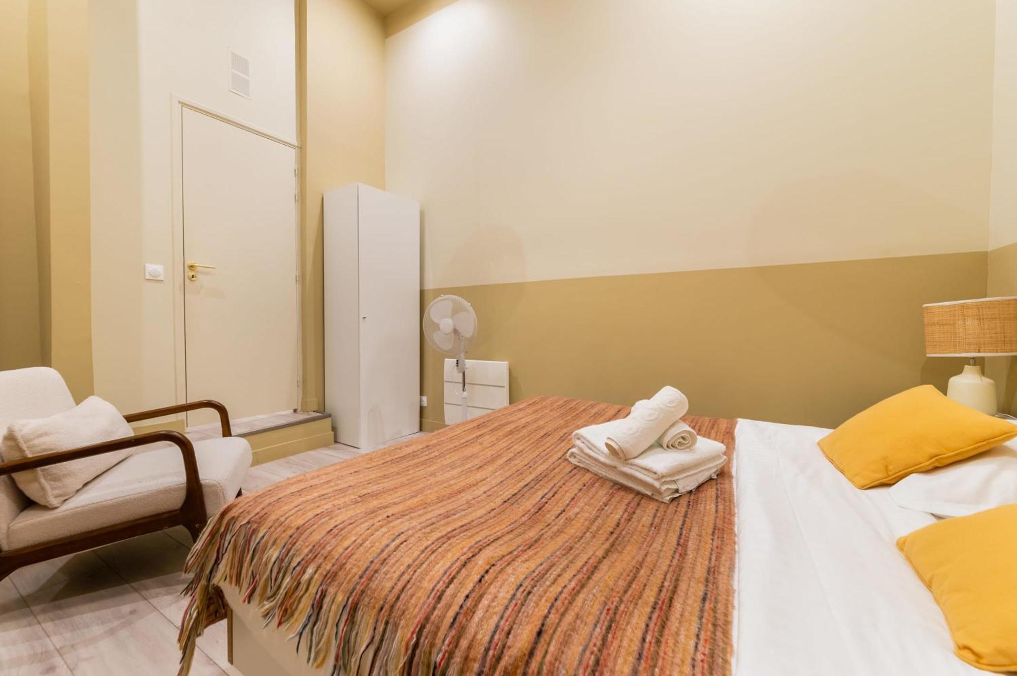 Charmant Appartement Moderne Haut Marais - 4P - Flat-Guest ปารีส ภายนอก รูปภาพ