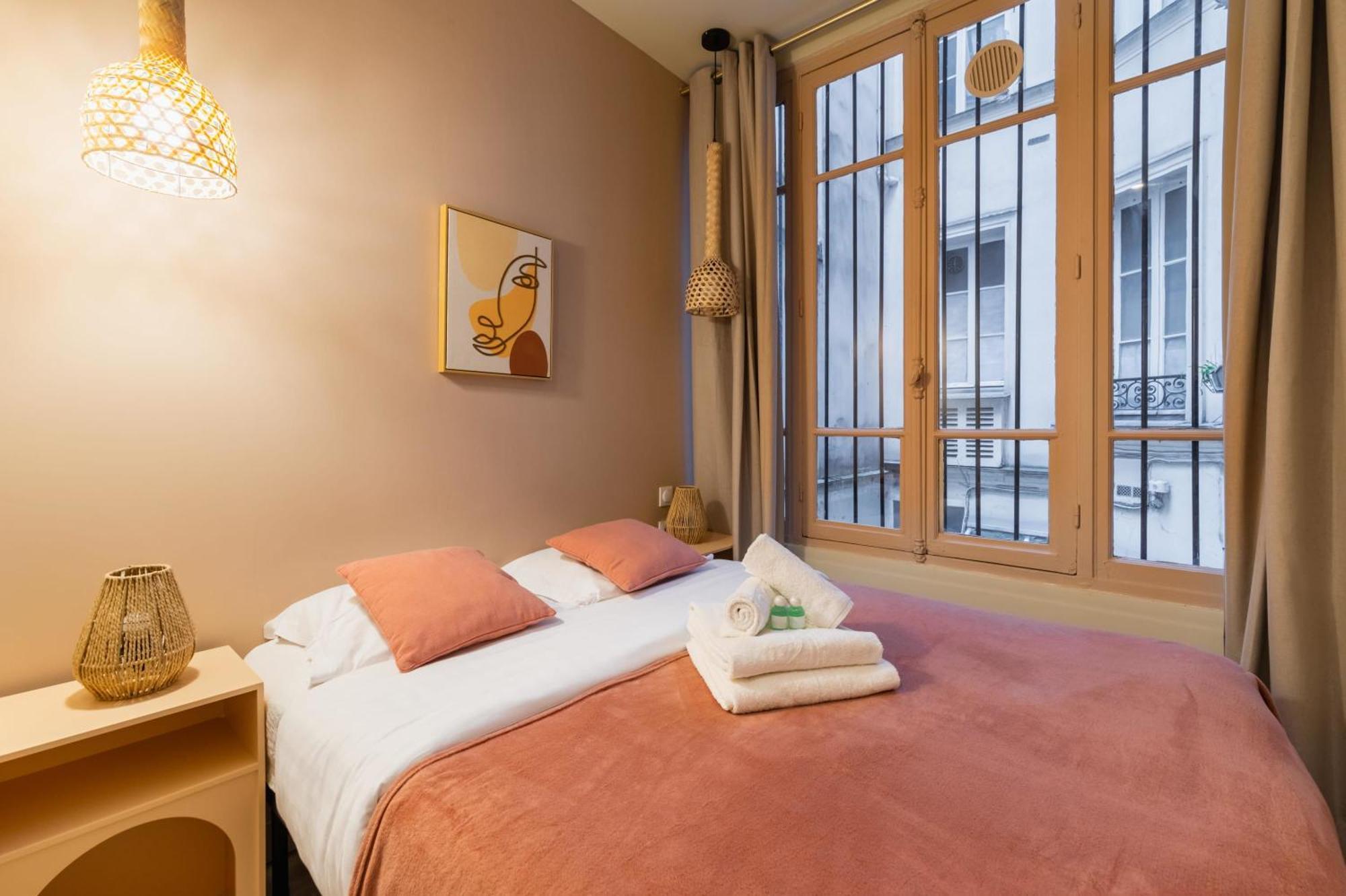 Charmant Appartement Moderne Haut Marais - 4P - Flat-Guest ปารีส ภายนอก รูปภาพ