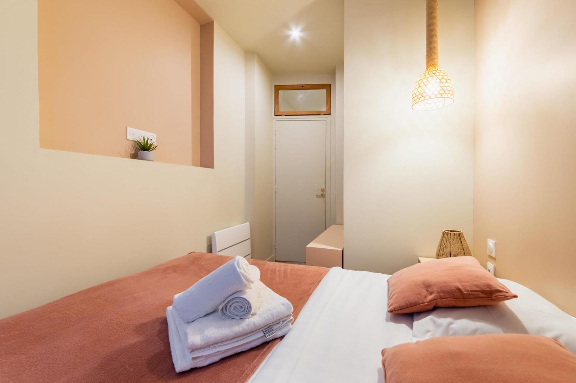 Charmant Appartement Moderne Haut Marais - 4P - Flat-Guest ปารีส ภายนอก รูปภาพ